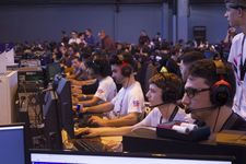 Zilat Organisation de LANPARTY tournois de jeux vidéos en réseau dans le Grand Est et en Alsace, Colmar Esport Show.